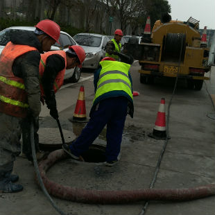 南京市政管網(wǎng)高壓清洗疏通清淤養(yǎng)護(hù)工程